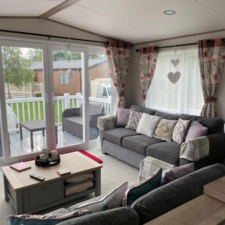 Ellis Retreats At Tattershall Lakes Lincoln Exteriör bild